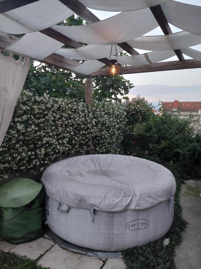 Kaleta Apartman Kali Buitenkant foto