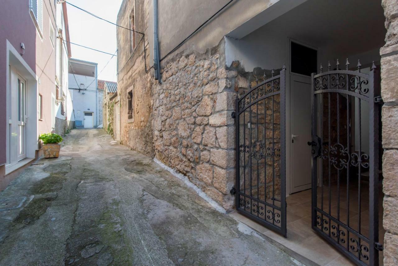 Kaleta Apartman Kali Buitenkant foto