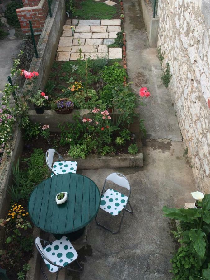Kaleta Apartman Kali Buitenkant foto